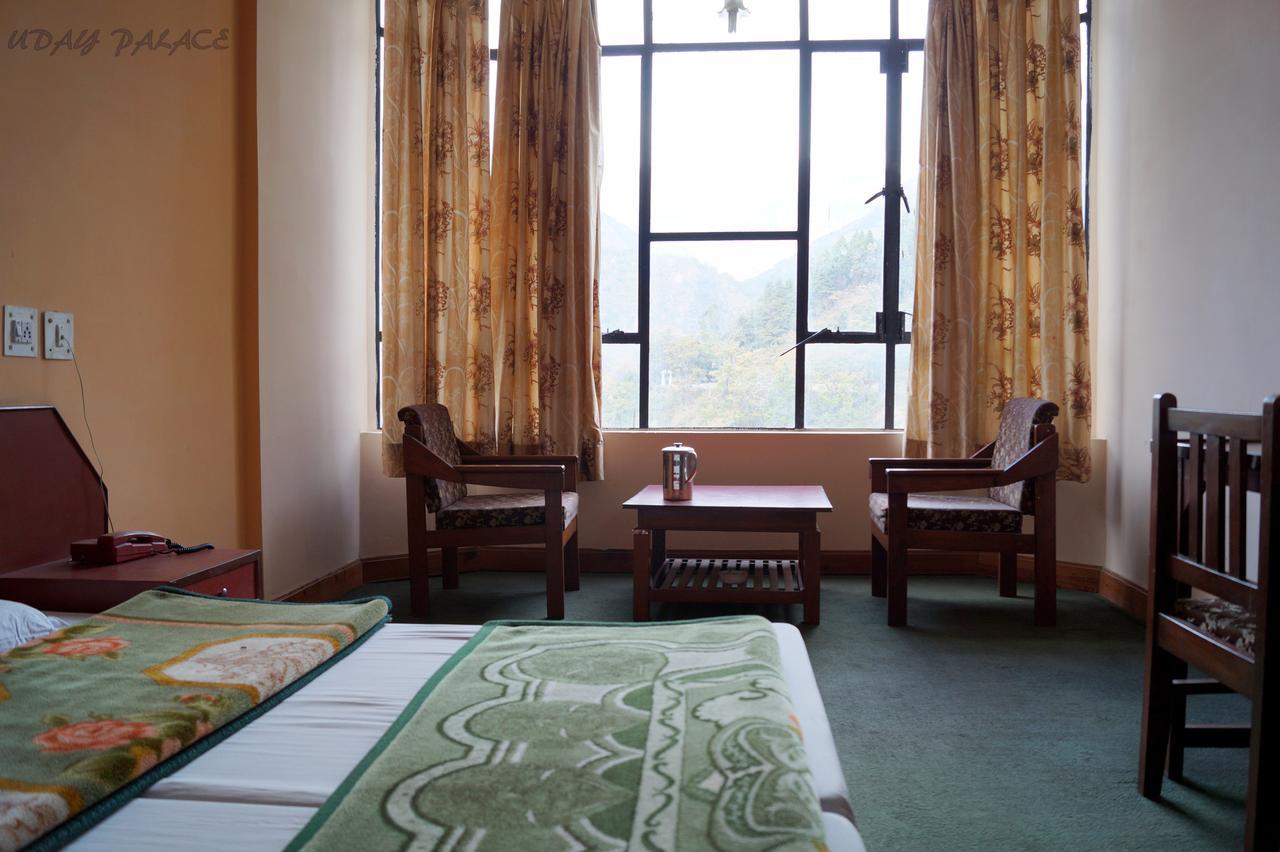 Hotel Uday Palace Pipalkoti Luaran gambar