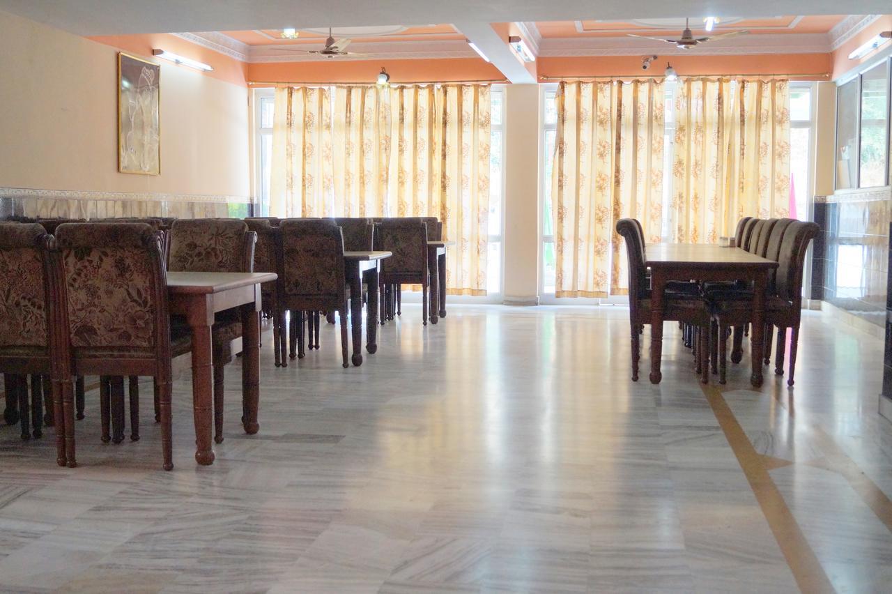 Hotel Uday Palace Pipalkoti Luaran gambar