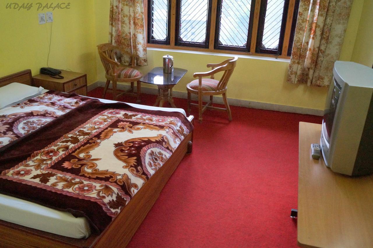 Hotel Uday Palace Pipalkoti Luaran gambar