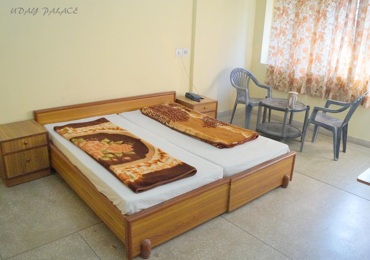 Hotel Uday Palace Pipalkoti Luaran gambar